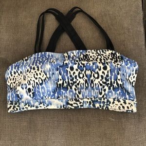 Lorna Jane Sports Bra - M, blue leopard print